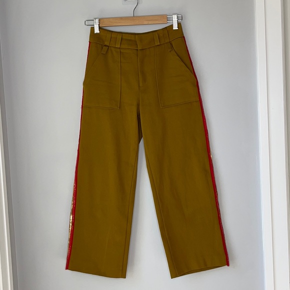 Zara Pants - Zara Women's Beige Red Crop Pants